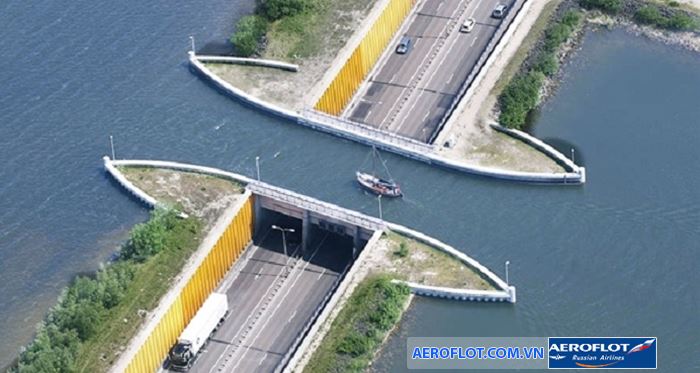Cây cầu nước Veluwemeer, Hà Lan