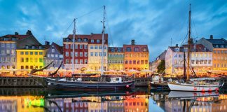 Copenhagen rực rỡ sắc màu