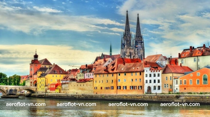 Những ngôi nhà đầy màu sắc ở Regensburg